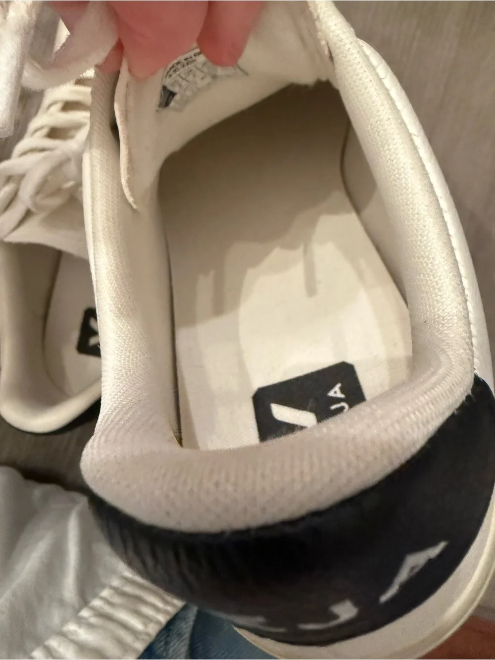 Veja Campo Sneaker in Extra White and Black